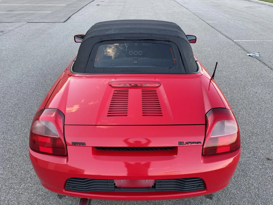 2000 Toyota MR2 Spyder/MR-S - Image 27 of 31