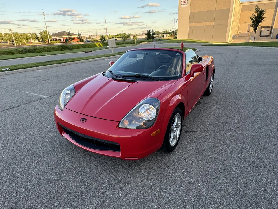 2000 Toyota MR2 Spyder/MR-S - Image 4 of 31