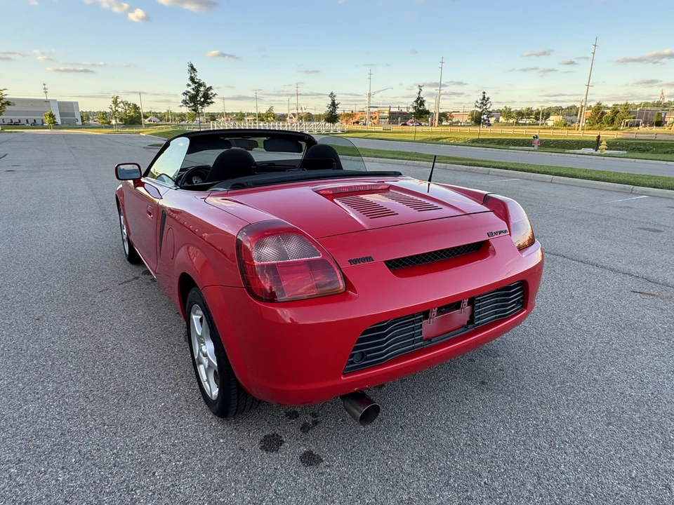 2000 Toyota MR2 Spyder/MR-S - Image 9 of 31