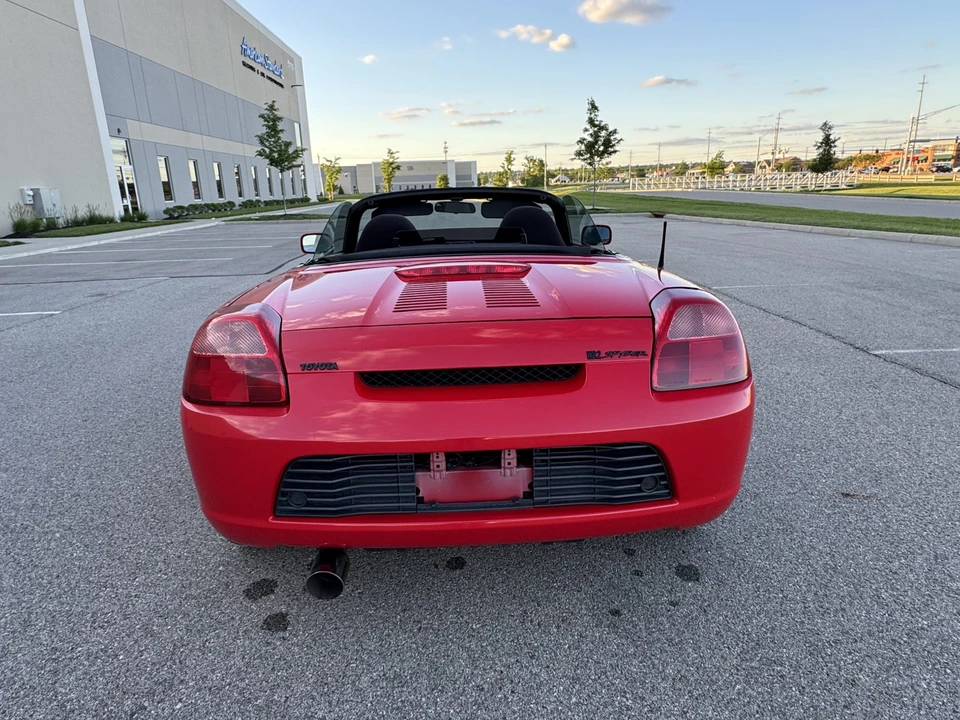 2000 Toyota MR2 Spyder/MR-S - Image 10 of 31