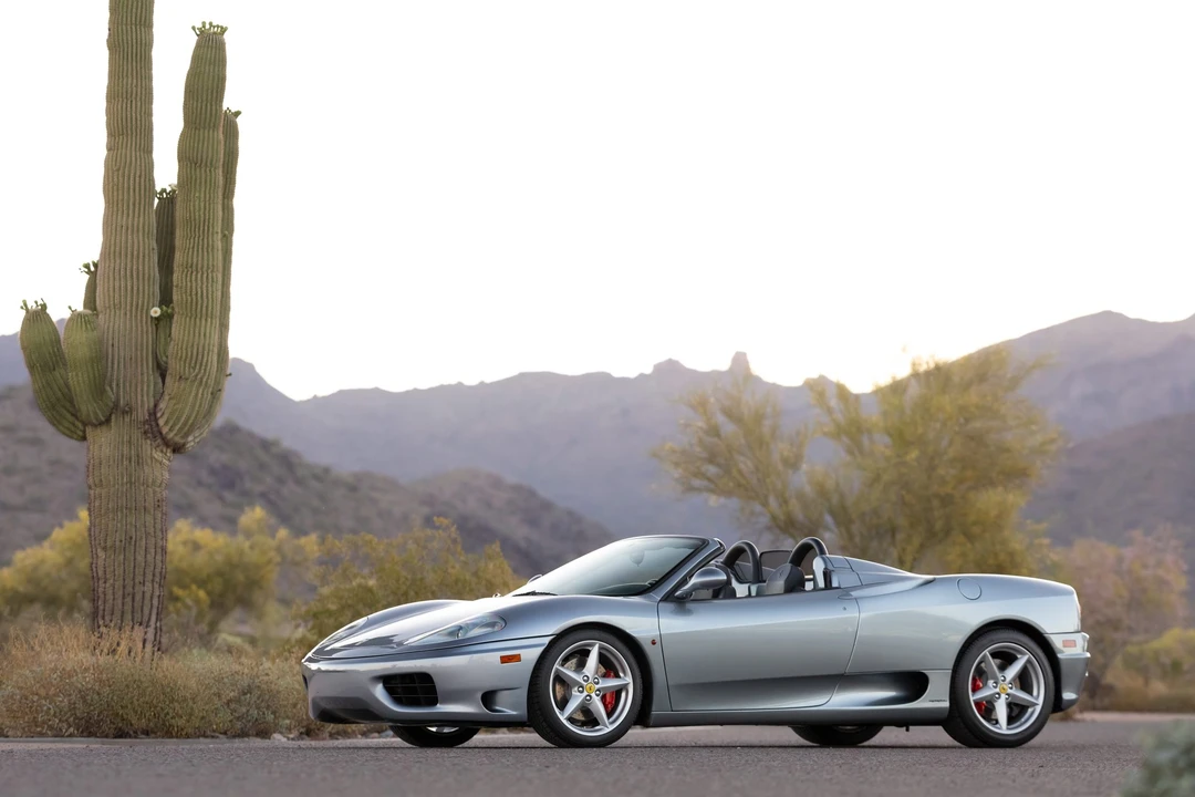 2001 Ferrari 360 Spider - Image 2 of 31