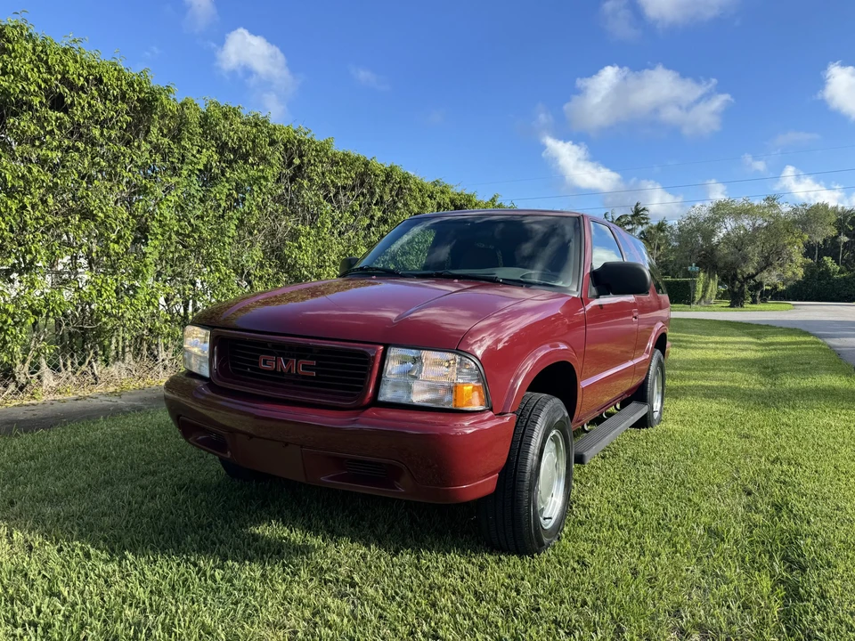 2001 GMC S-15 Jimmy 2nd Gen - Image 5 of 31