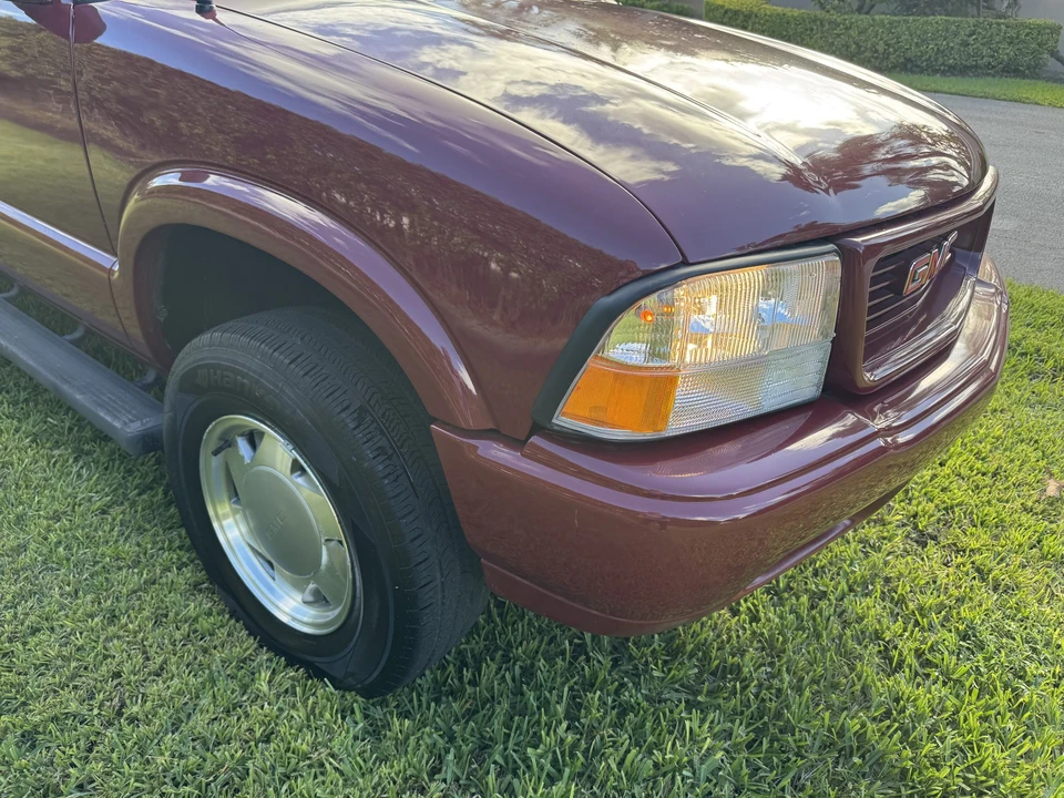 2001 GMC S-15 Jimmy 2nd Gen - Image 28 of 31
