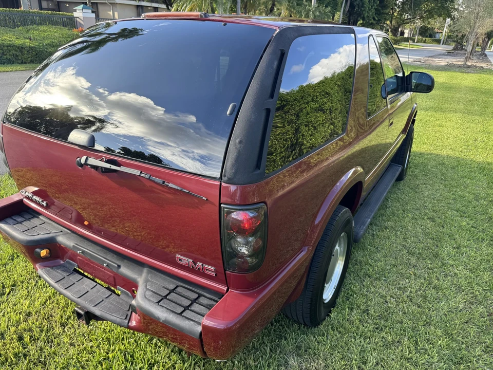 2001 GMC S-15 Jimmy 2nd Gen - Image 19 of 31