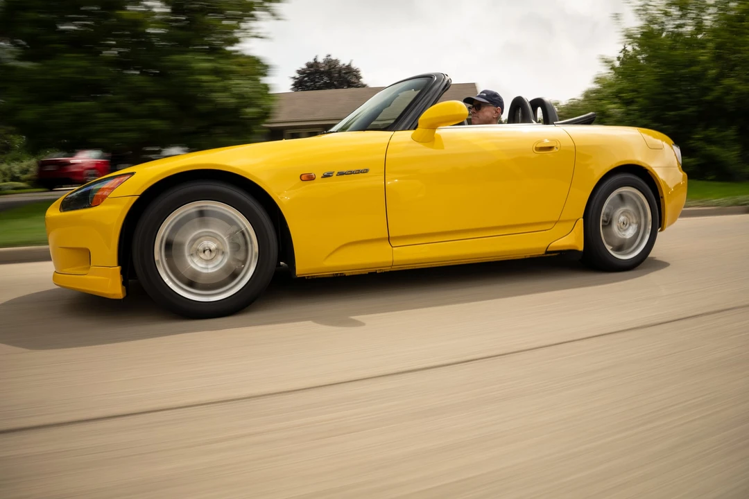 2001 Honda AP1 S2000 - Image 3 of 31