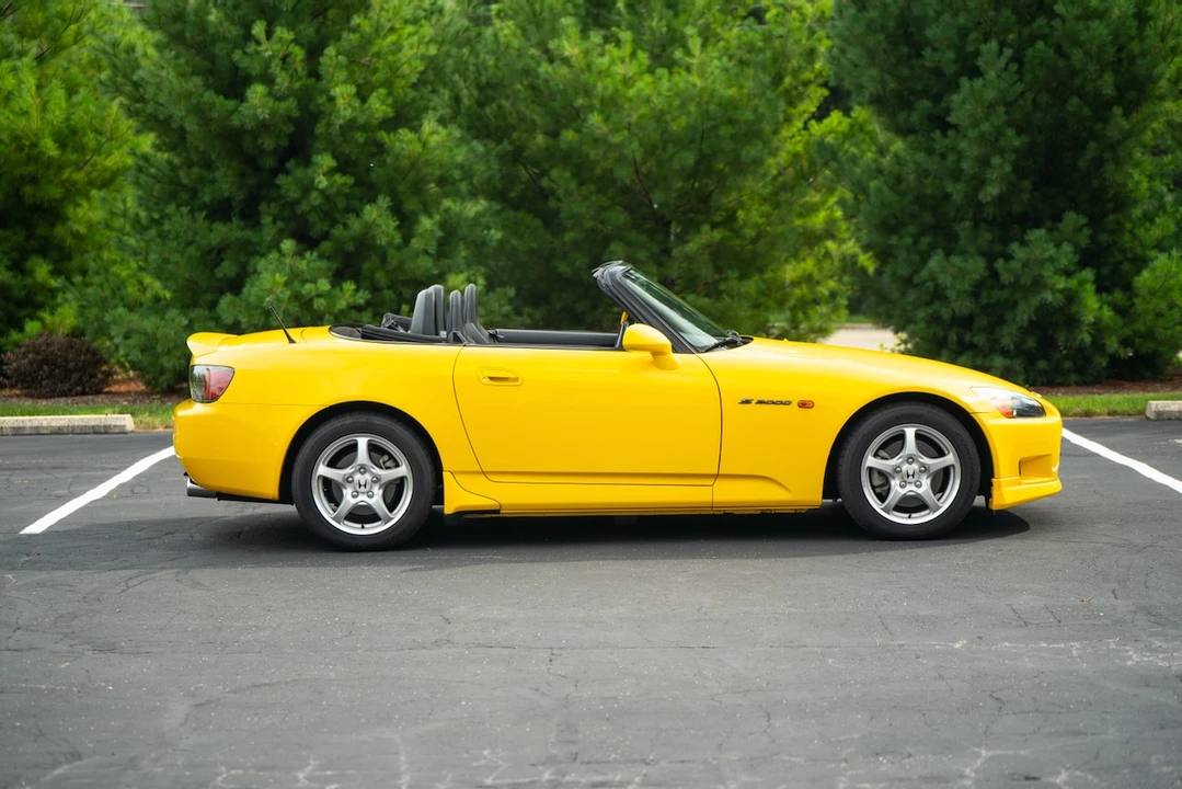 2001 Honda AP1 S2000 - Image 18 of 31