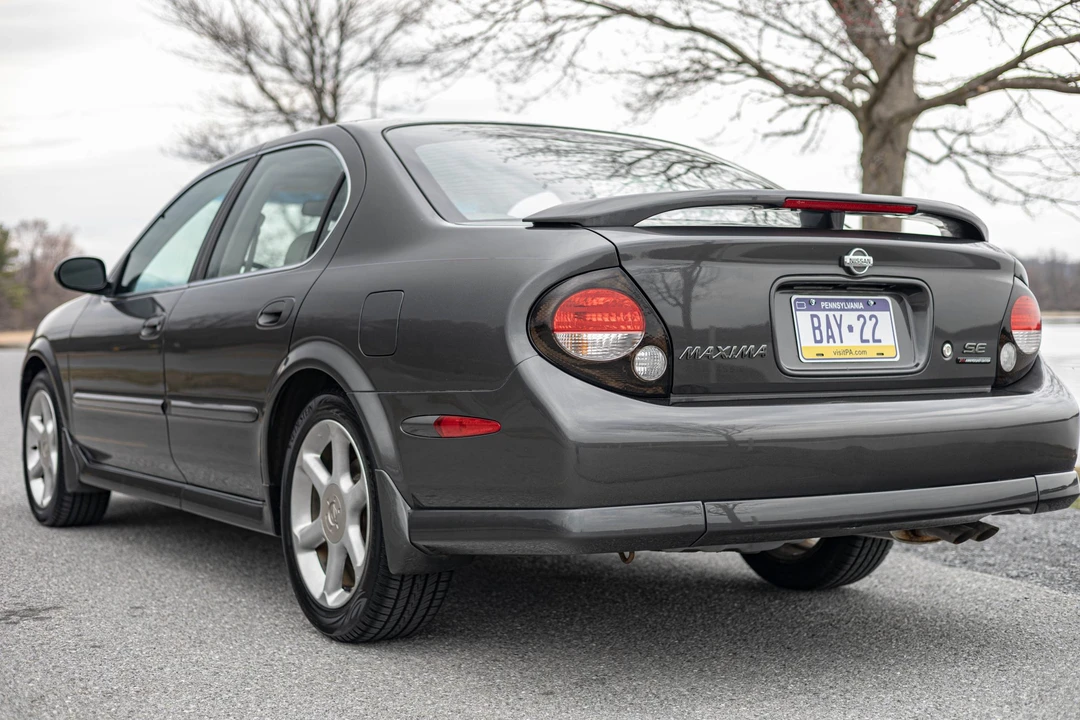 2001 Nissan Maxima 5th Gen - Image 21 of 31