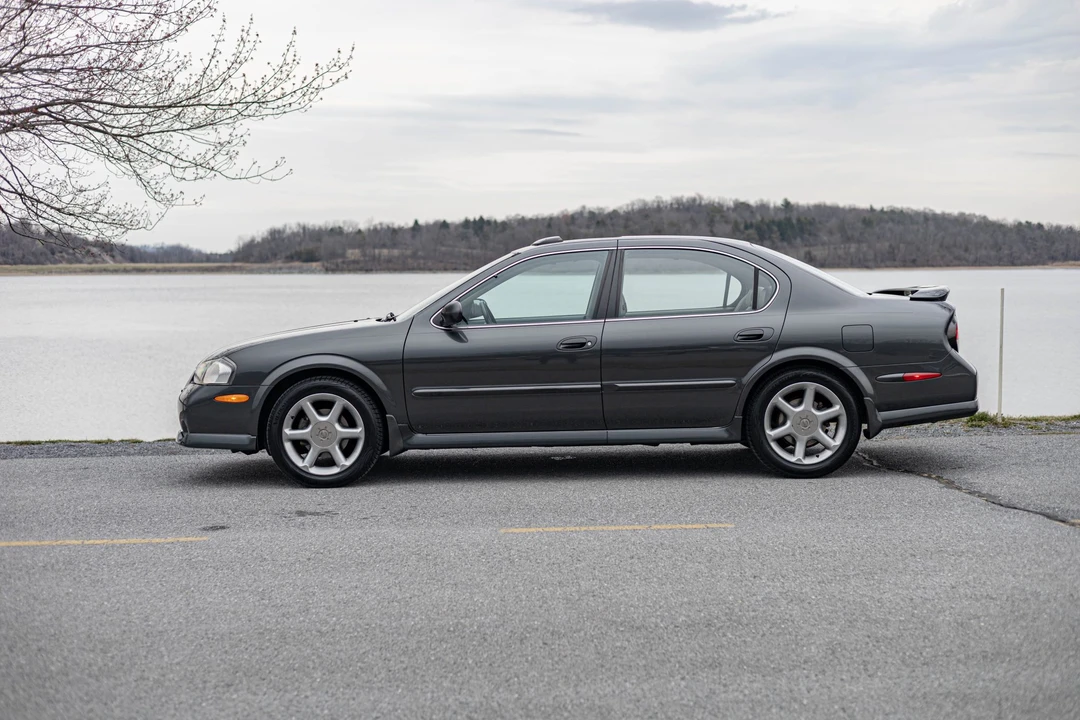 2001 Nissan Maxima 5th Gen - Image 28 of 31