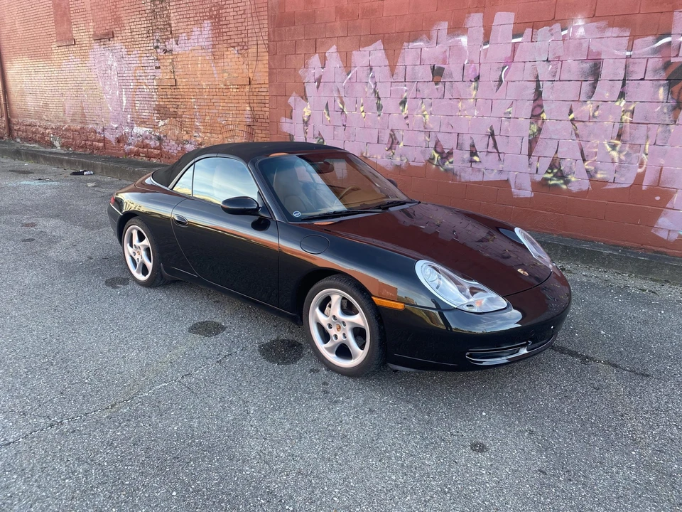 2001 Porsche 996 Carrera - Image 15 of 31
