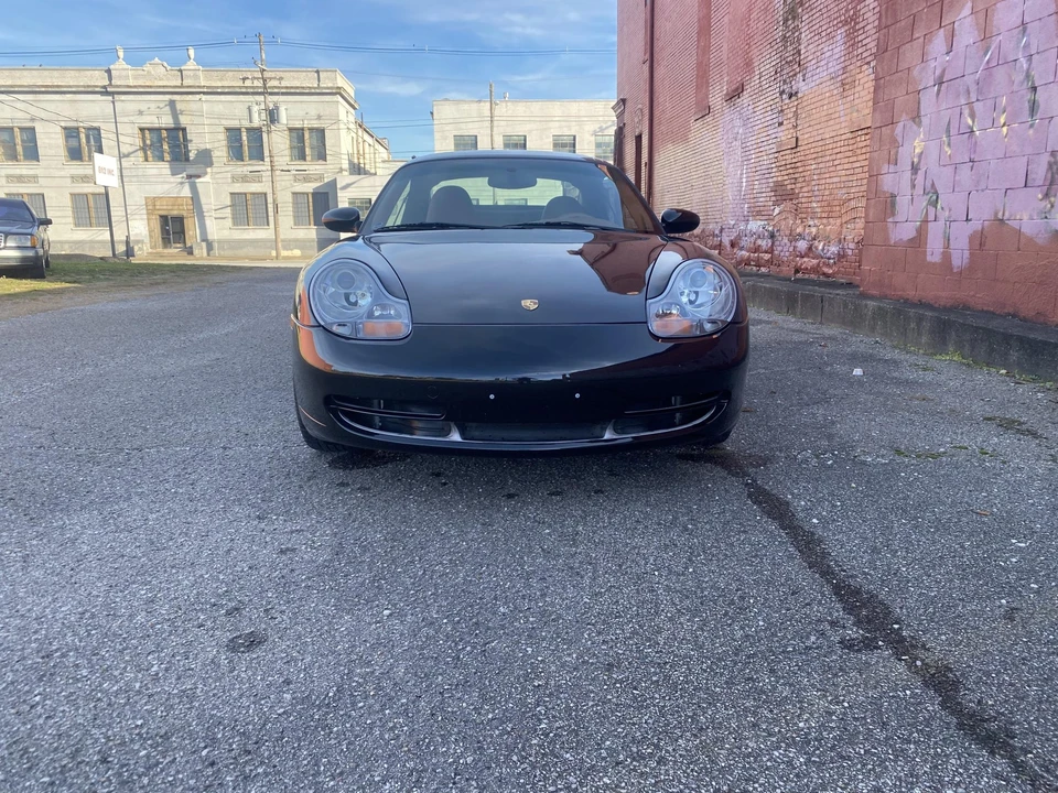 2001 Porsche 996 Carrera - Image 11 of 31