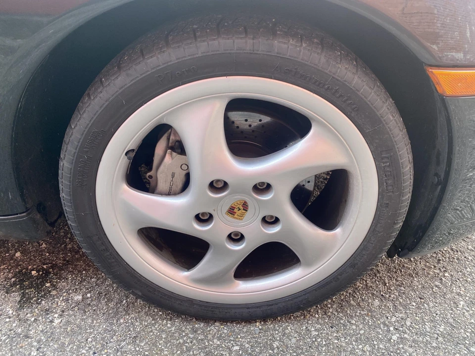 2001 Porsche 996 Carrera - Image 30 of 31