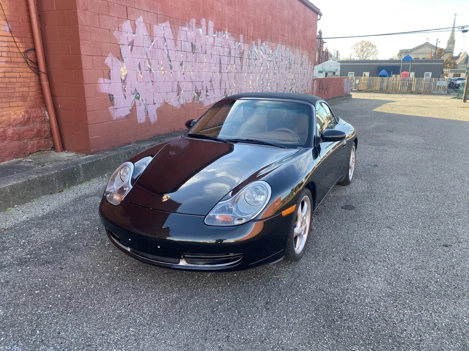 2001 Porsche 996 Carrera - Image 19 of 31