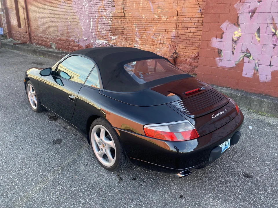 2001 Porsche 996 Carrera - Image 21 of 31