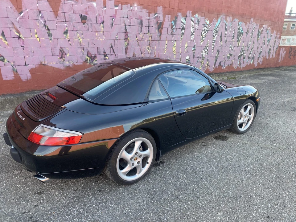 2001 Porsche 996 Carrera - Image 7 of 31