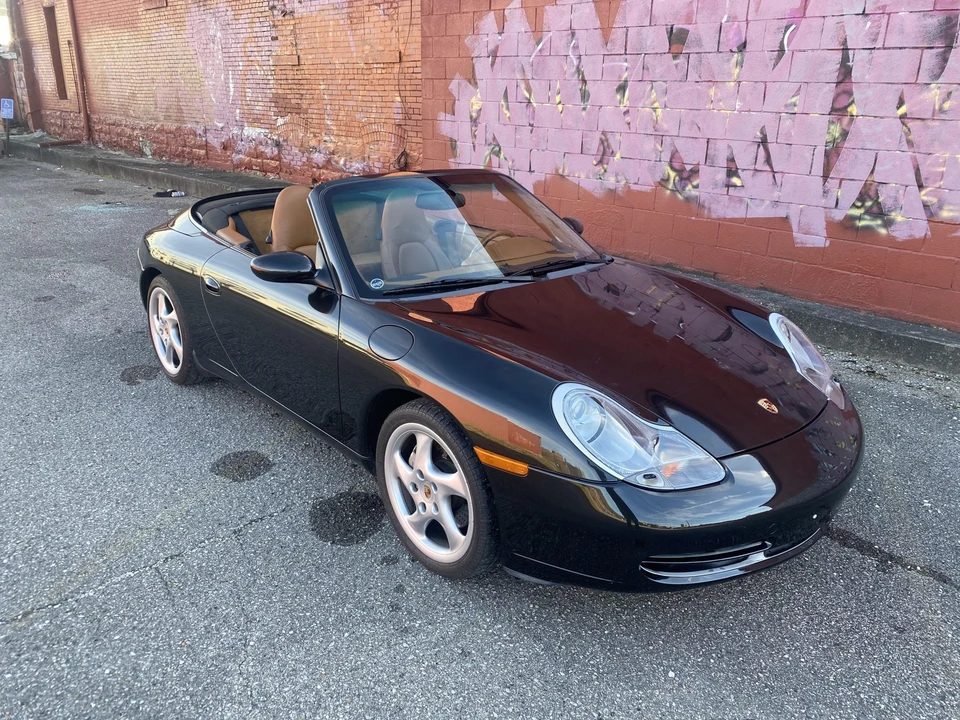 2001 Porsche 996 Carrera - Image 18 of 31