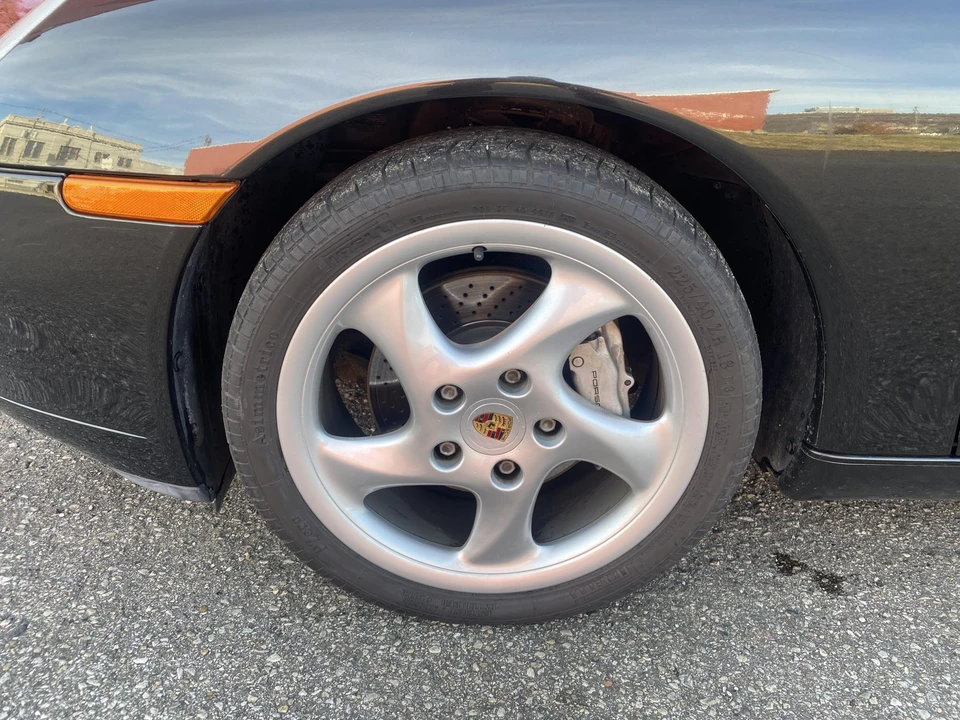 2001 Porsche 996 Carrera - Image 28 of 31