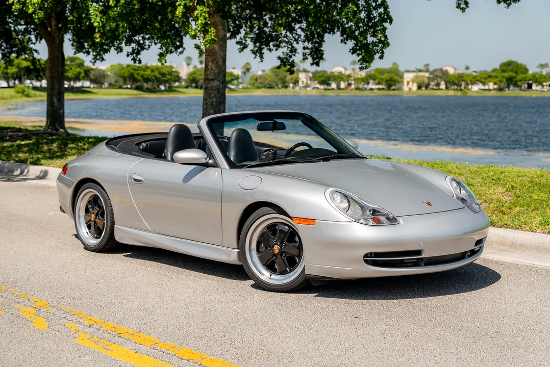 2001 Porsche 996 Carrera - Image 14 of 31