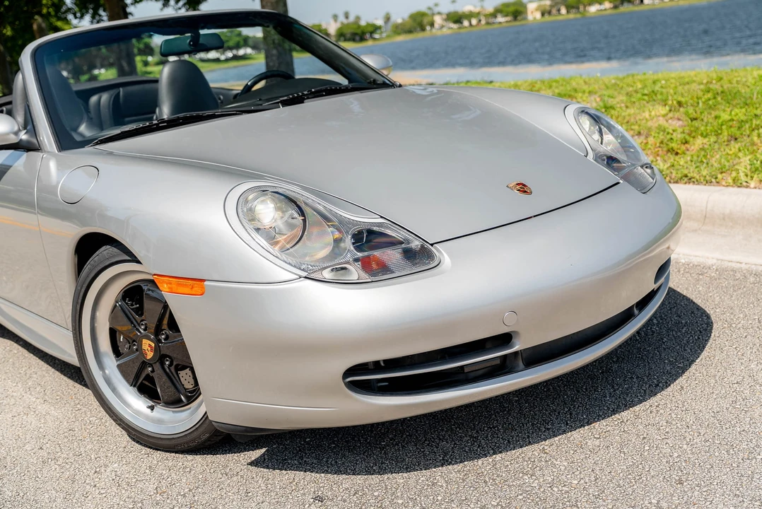 2001 Porsche 996 Carrera - Image 22 of 31