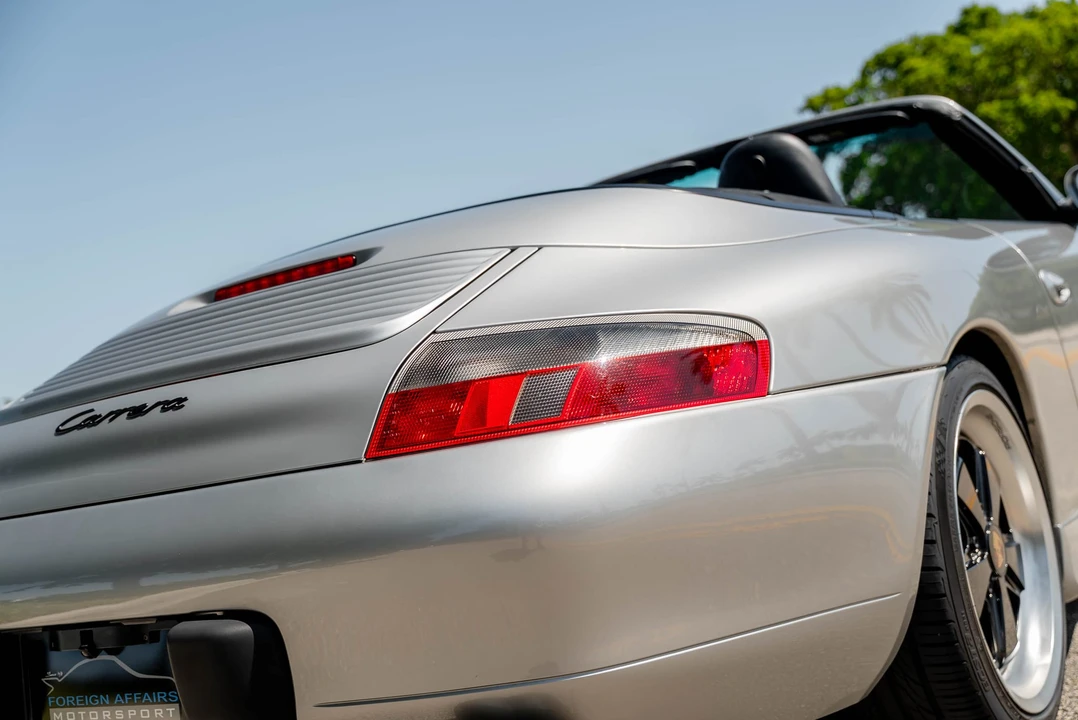 2001 Porsche 996 Carrera - Image 31 of 31