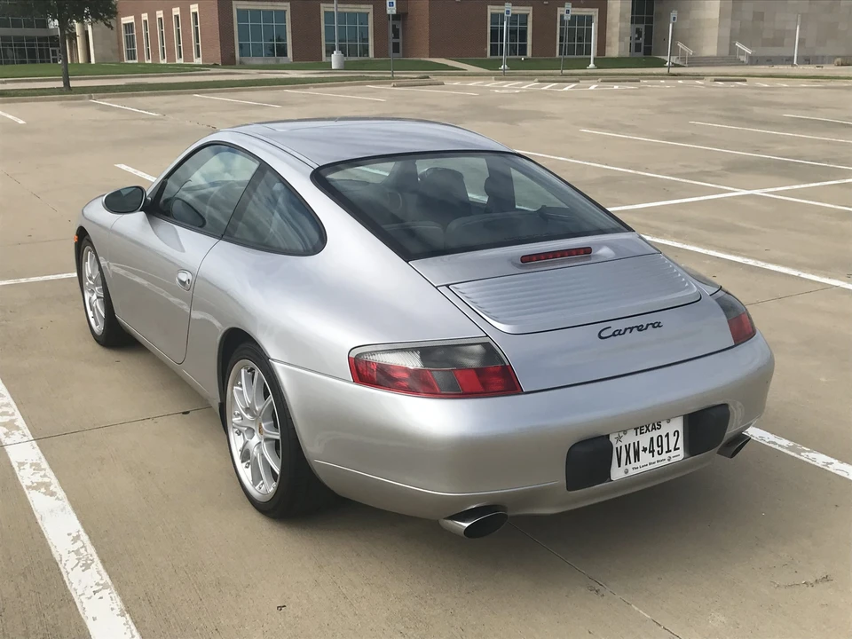 2001 Porsche 996 Carrera - Image 11 of 31