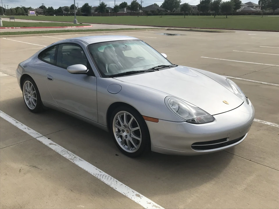 2001 Porsche 996 Carrera - Image 23 of 31