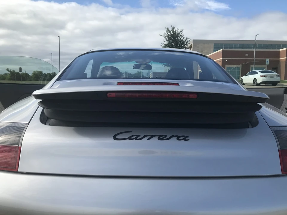 2001 Porsche 996 Carrera - Image 26 of 31