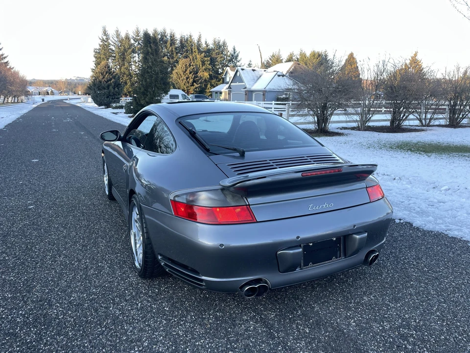 2001 Porsche 996 Turbo - Image 11 of 31