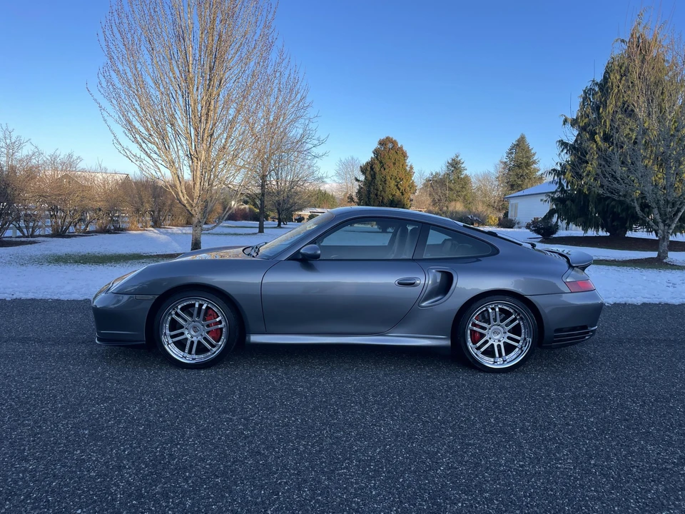 2001 Porsche 996 Turbo - Image 13 of 31