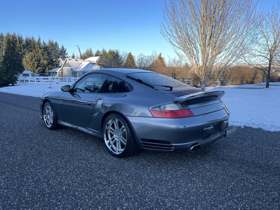 2001 Porsche 996 Turbo - Image 12 of 31