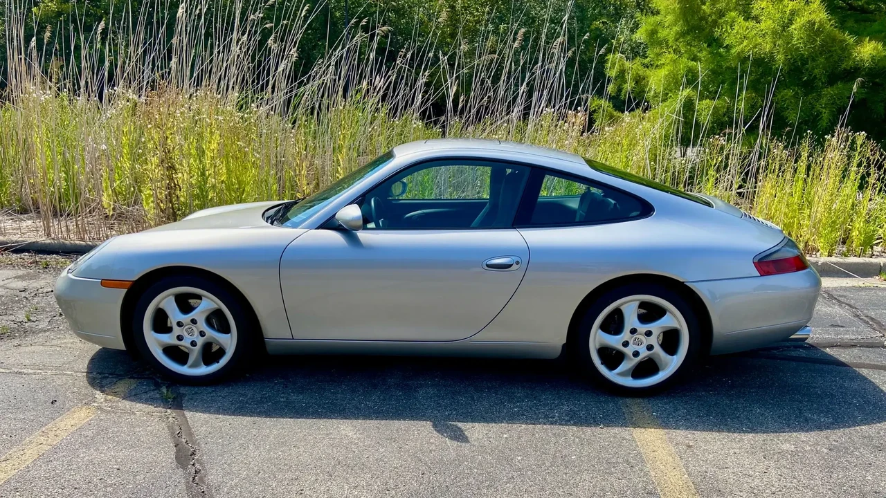 2001 Porsche 996 Carrera - Image 2 of 6