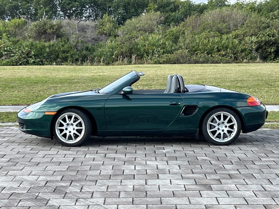 2001 Porsche 986 Boxster - Image 11 of 31