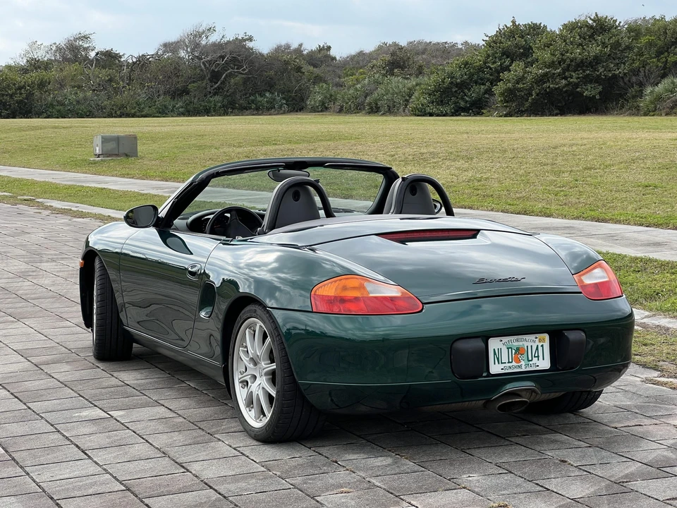 2001 Porsche 986 Boxster - Image 16 of 31