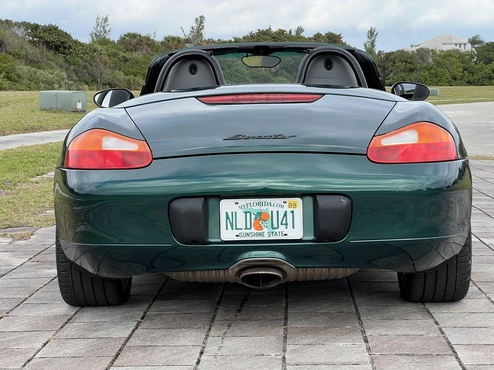 2001 Porsche 986 Boxster - Image 24 of 31
