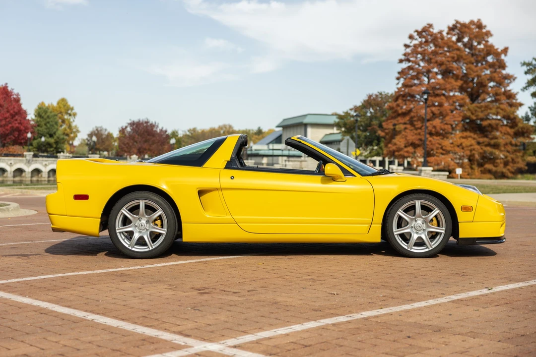 2002 Acura NA2 NSX - Image 9 of 31