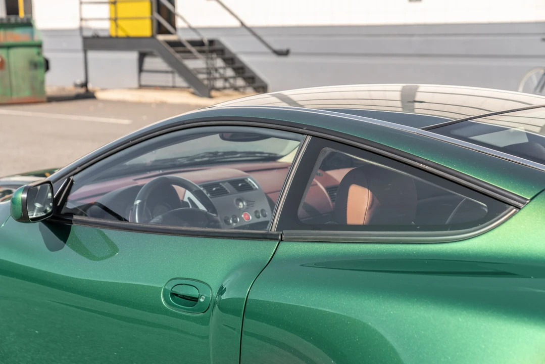 2002 Aston Martin Vanquish 1st Gen - Image 25 of 31