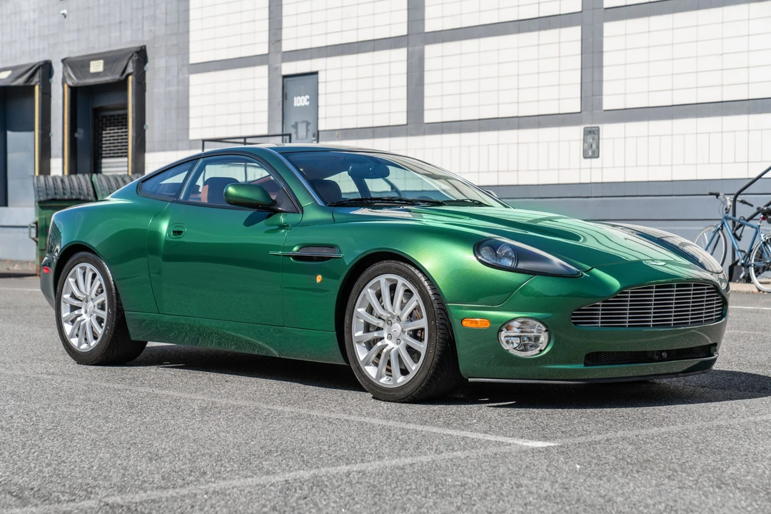 2002 Aston Martin Vanquish 1st Gen - Image 7 of 31