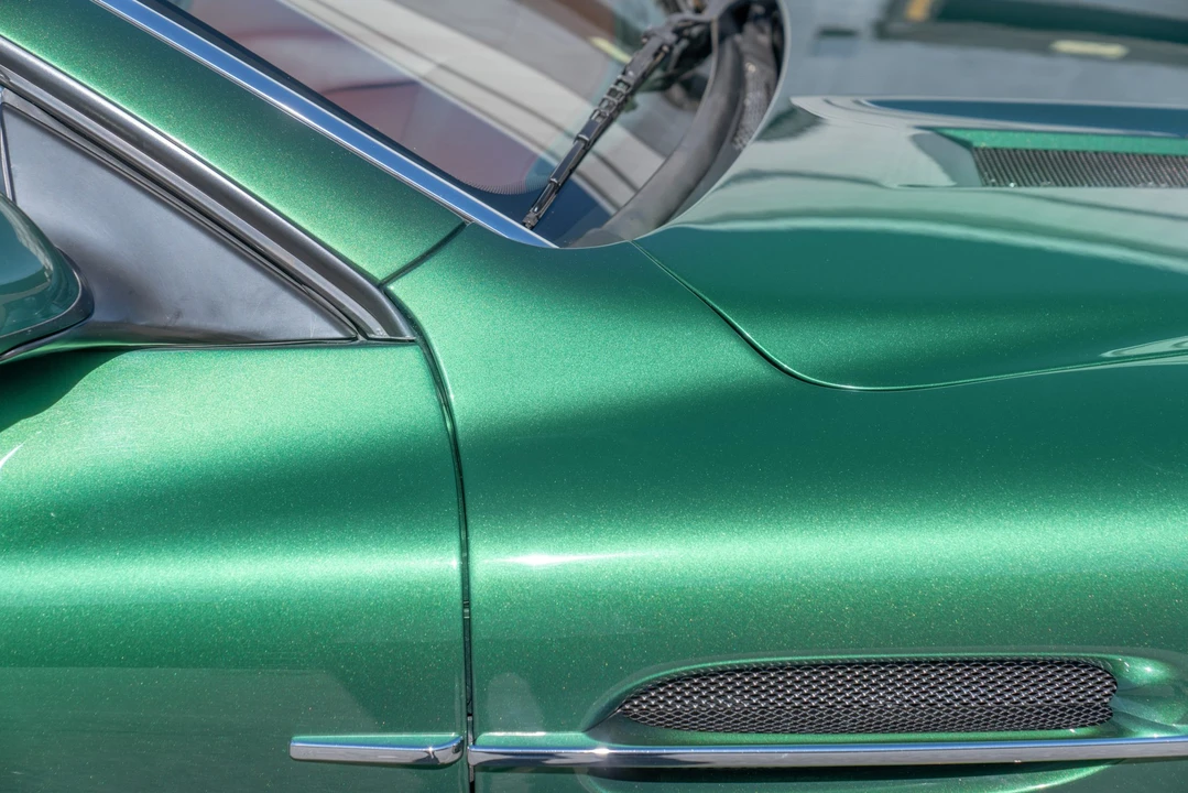 2002 Aston Martin Vanquish 1st Gen - Image 24 of 31