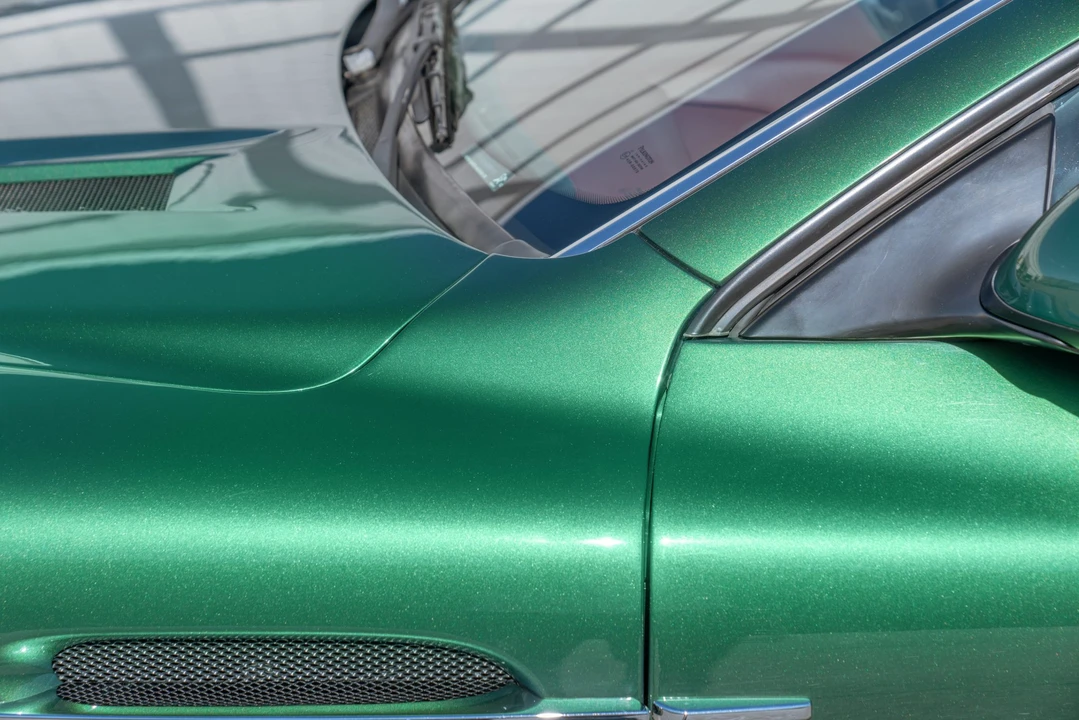 2002 Aston Martin Vanquish 1st Gen - Image 23 of 31