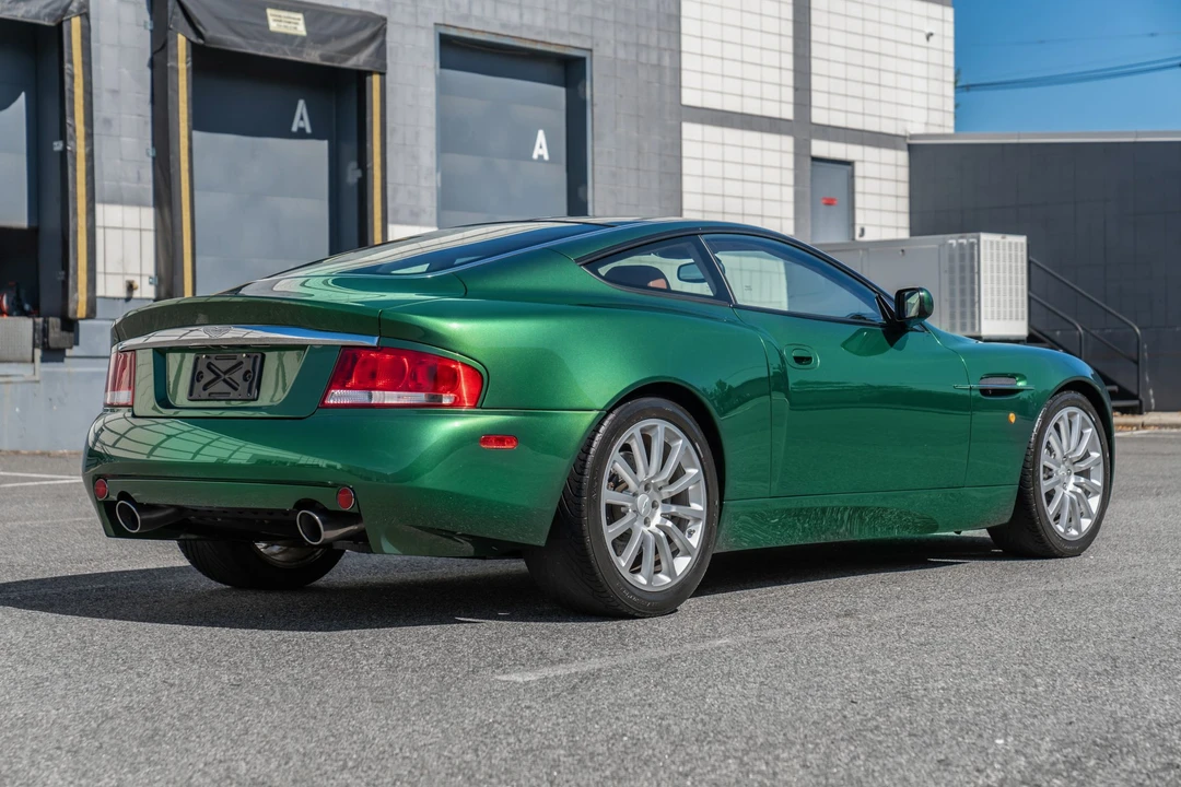2002 Aston Martin Vanquish 1st Gen - Image 5 of 31