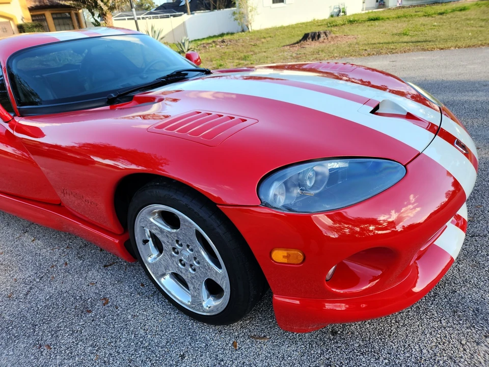 2002 Dodge Viper GTS 2nd Gen - Image 20 of 31