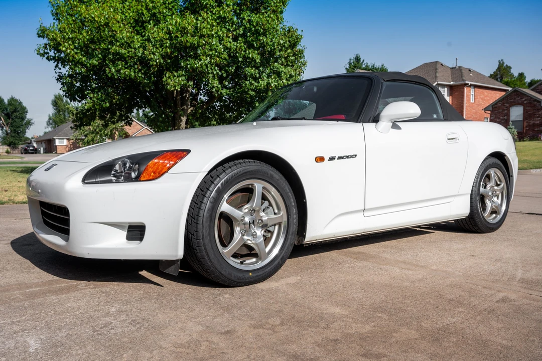 2002 Honda AP1 S2000 - Image 2 of 31