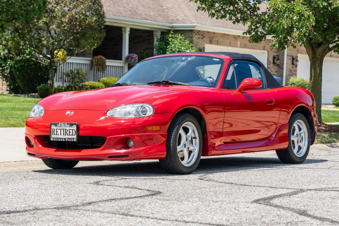 2002 Mazda NB MX-5 Miata - Image 2 of 31