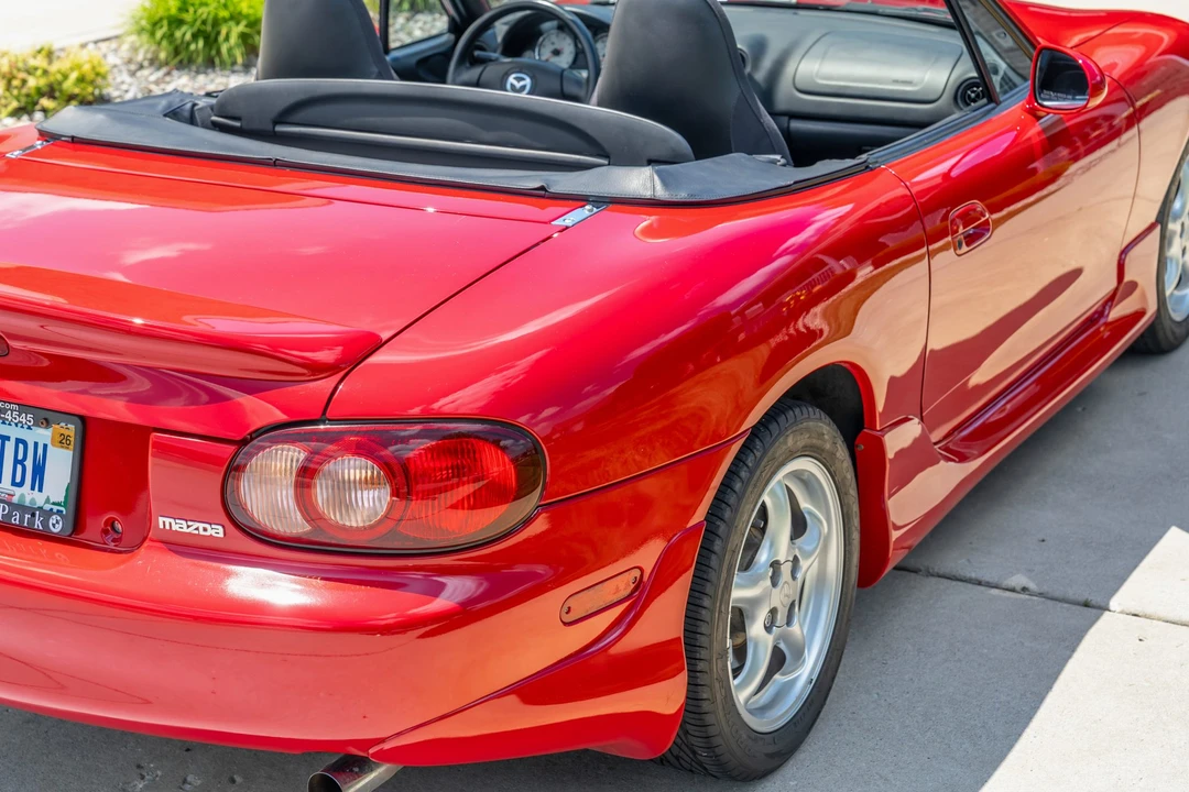 2002 Mazda NB MX-5 Miata - Image 26 of 31