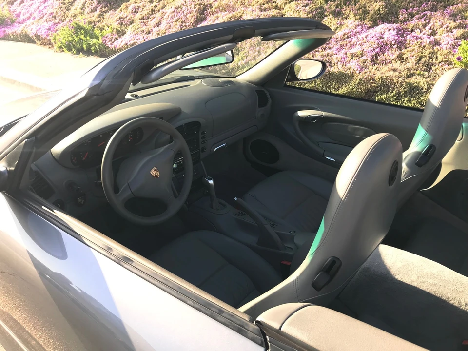 2002 Porsche 996 Carrera - Image 26 of 31