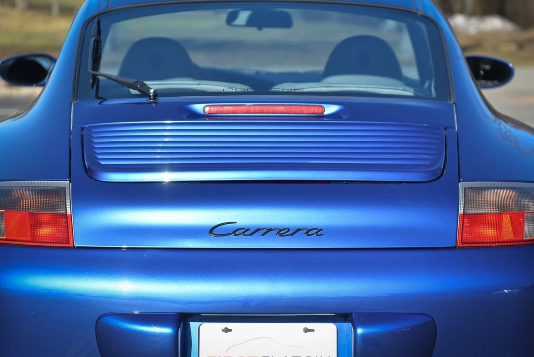 2002 Porsche 996 Carrera - Image 30 of 31