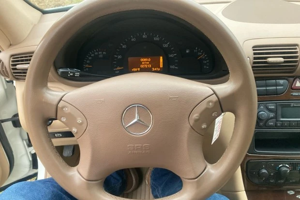 2003 Mercedes-Benz W203 C-Class - Image 5 of 8