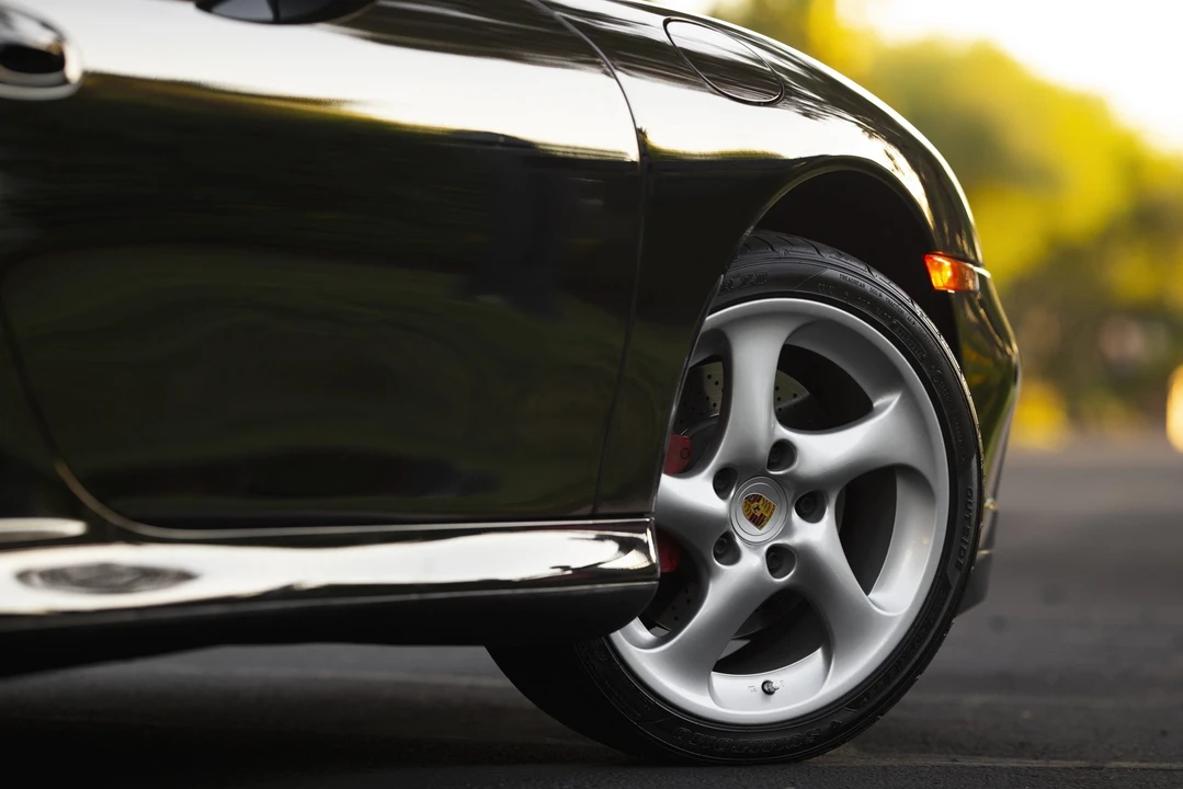 2003 Porsche 996 Carrera 4S - Image 23 of 31