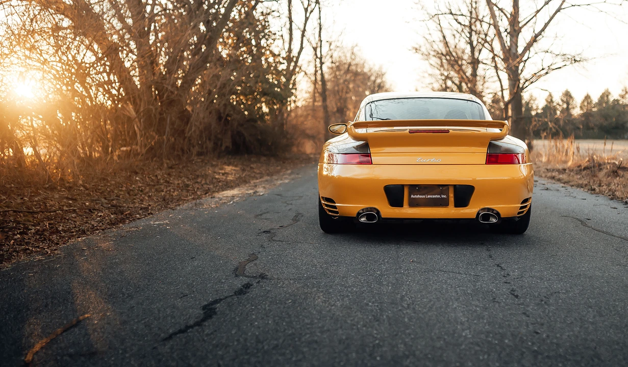 2003 Porsche 996 Turbo - Image 25 of 31