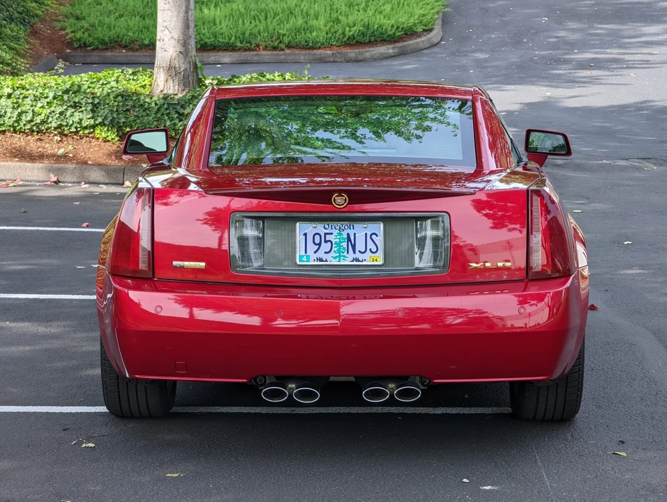 2004 Cadillac XLR - Image 7 of 31