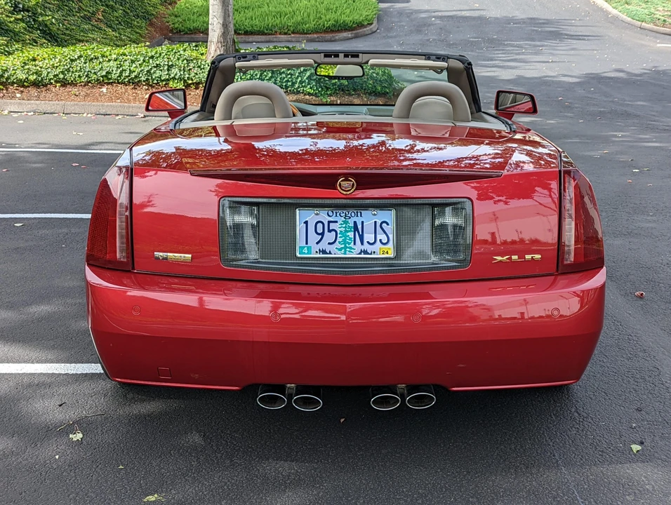 2004 Cadillac XLR - Image 17 of 31